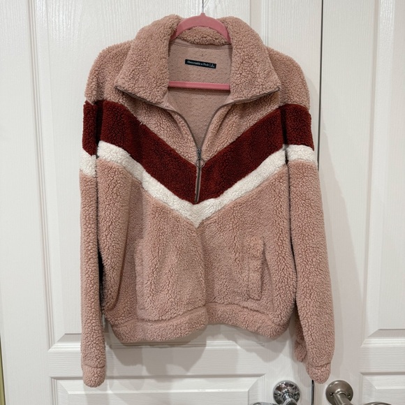 A&F Half Zip Sherpa Jacket - Picture 6 of 7